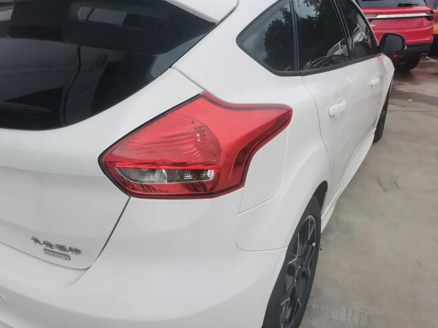 Ford Focus 2017 1.5T CTCC White and Black Limited Edition — миниатюра 9