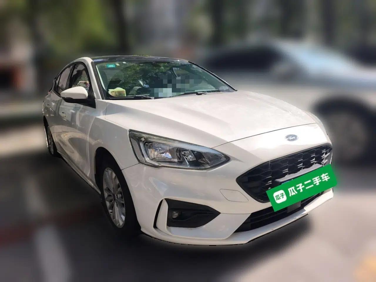Ford Focus 2020 Sedan EcoBoost 180 Automatic Trend Edition — миниатюра 3