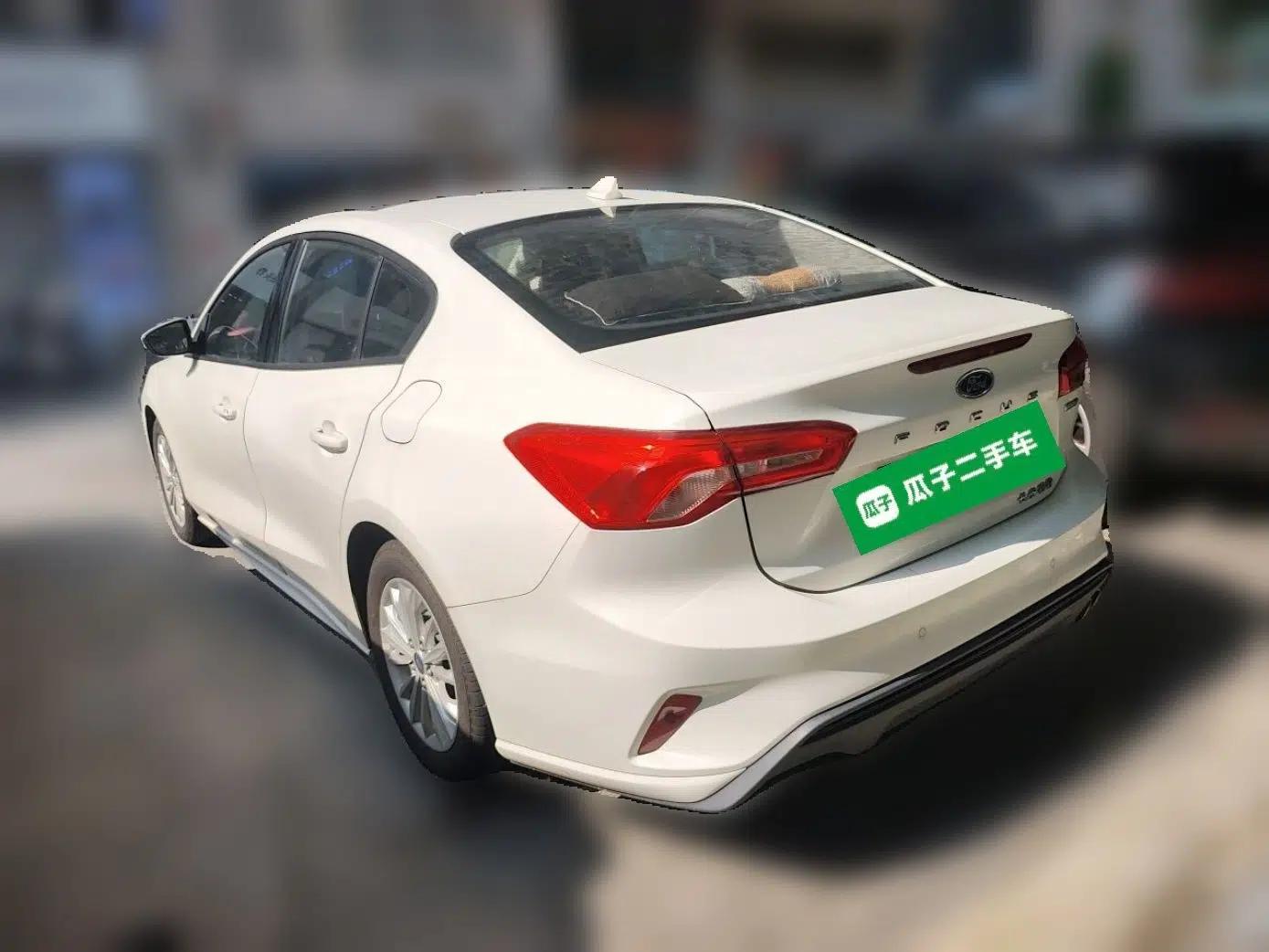 Ford Focus 2020 Sedan EcoBoost 180 Automatic Trend Edition — миниатюра 4