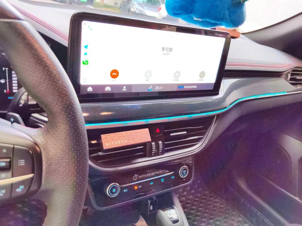 Ford Focus 2022 Hatchback EcoBoost 180 Automatic ST Line — миниатюра 13