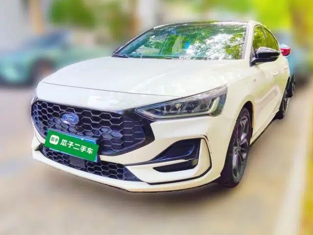 Ford Focus 2022 Hatchback EcoBoost 180 Automatic ST Line