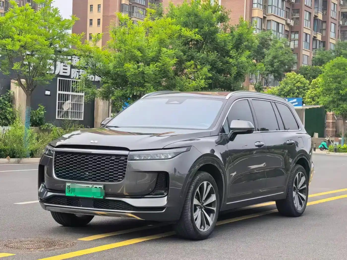 Li Auto ONE 2021 Extended Range 6-Seater — миниатюра 1