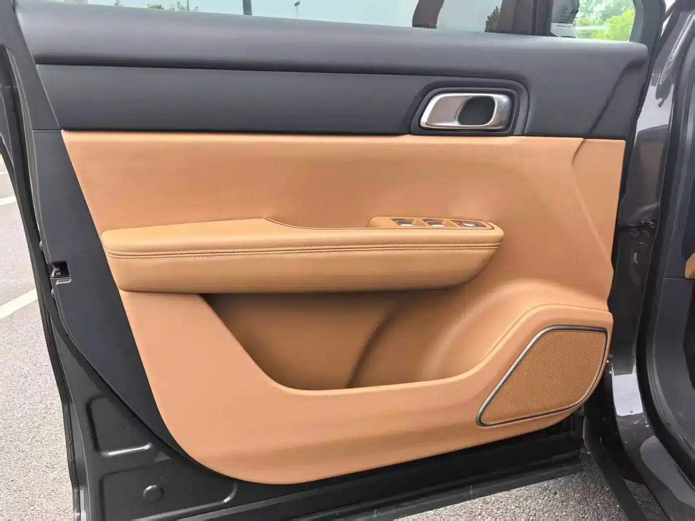 Li Auto ONE 2021 Extended Range 6-Seater — миниатюра 9