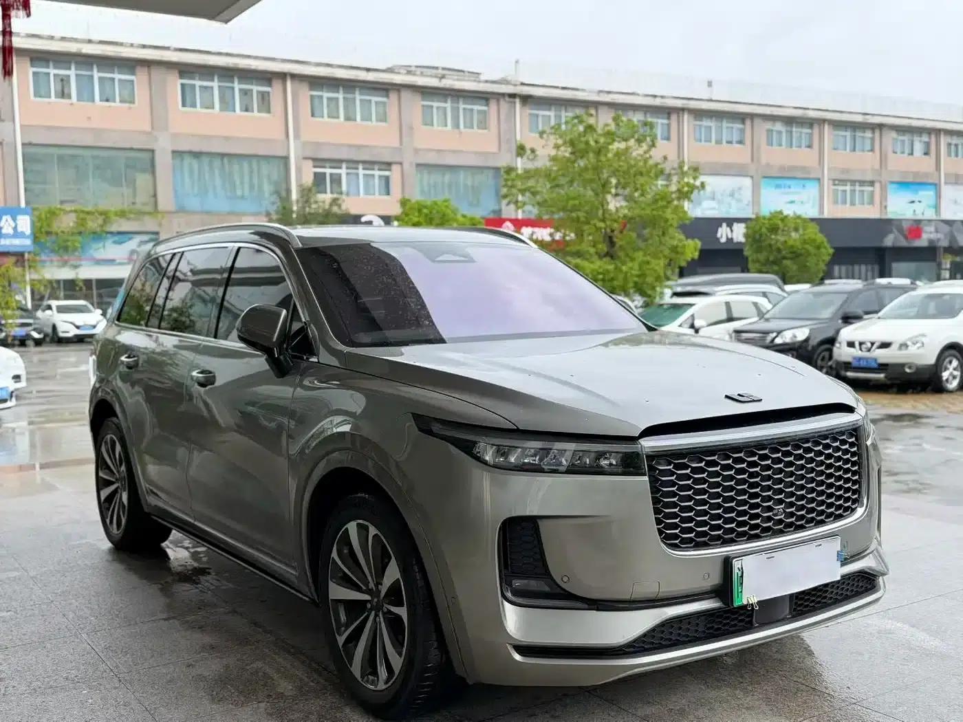 Li Auto ONE 2021 Extended Range 6-Seater — миниатюра 3