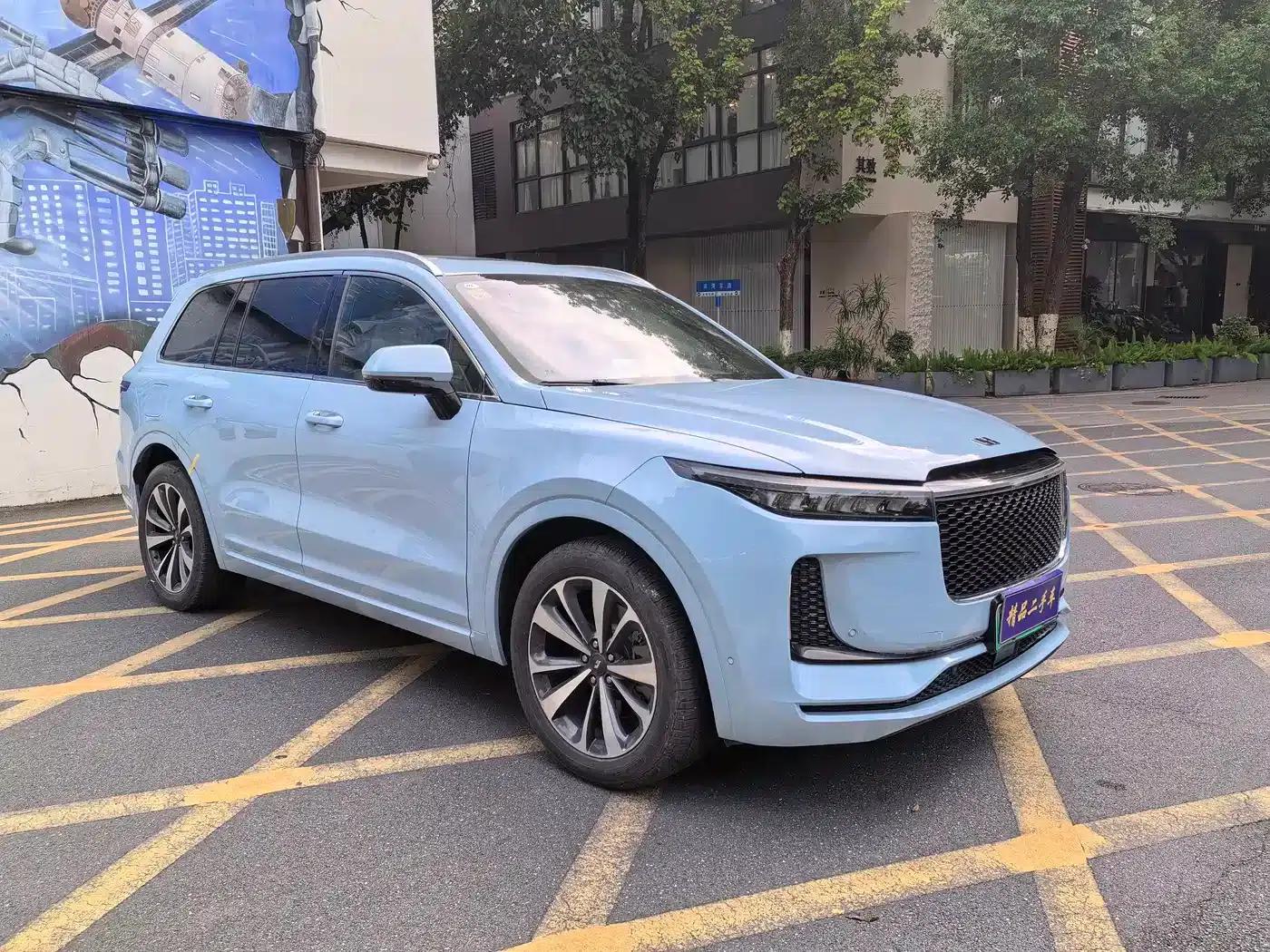 Li Auto ONE 2020 Extended Range 6-Seater — миниатюра 3