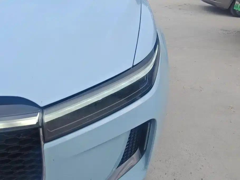 Li Auto ONE 2020 Extended Range 6-Seater — миниатюра 5