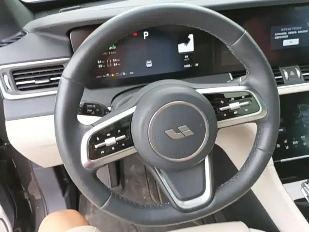 Li Auto ONE 2021 Extended Range 6-Seater — миниатюра 11