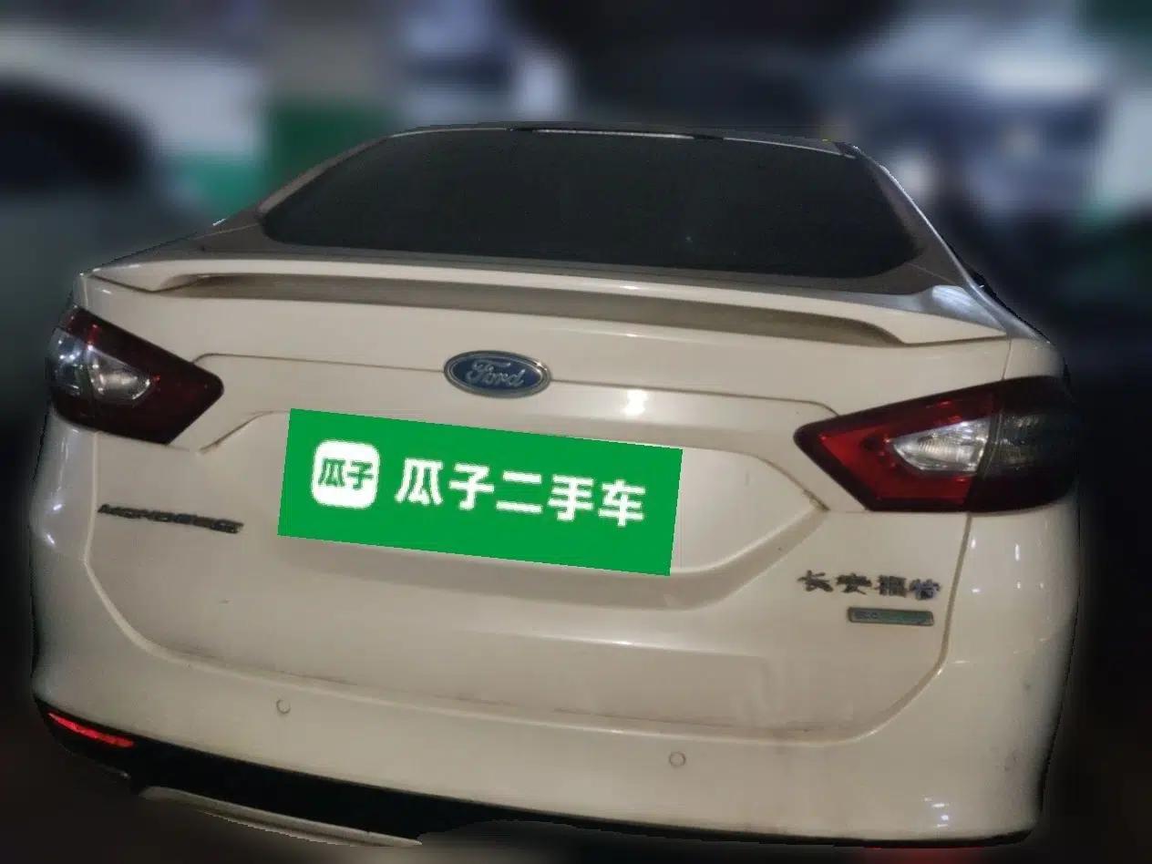 Ford Mondeo 2013 2.0L GTDi240 Luxury Sport Model — миниатюра 5