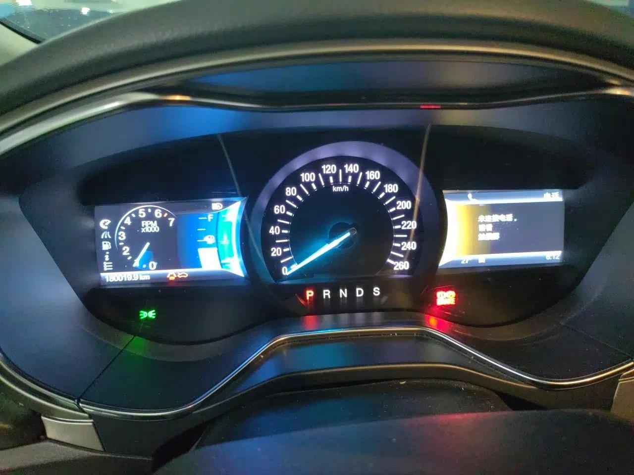 Ford Mondeo 2013 2.0L GTDi 200 Luxury Model — миниатюра 11