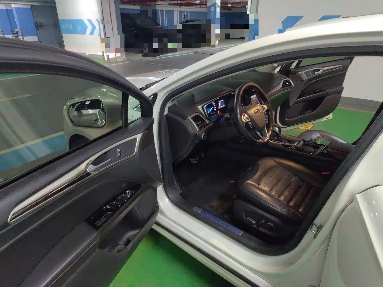 Ford Mondeo 2013 2.0L GTDi 200 Luxury Model — миниатюра 16