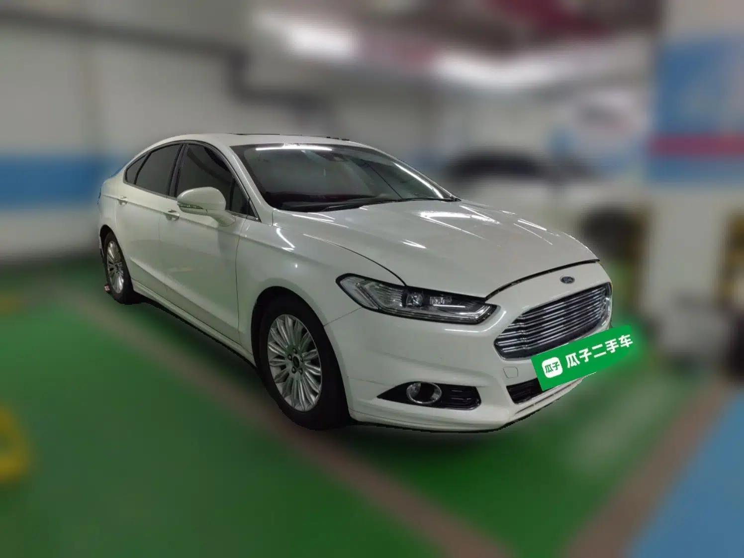 Ford Mondeo 2013 2.0L GTDi 200 Luxury Model — миниатюра 3