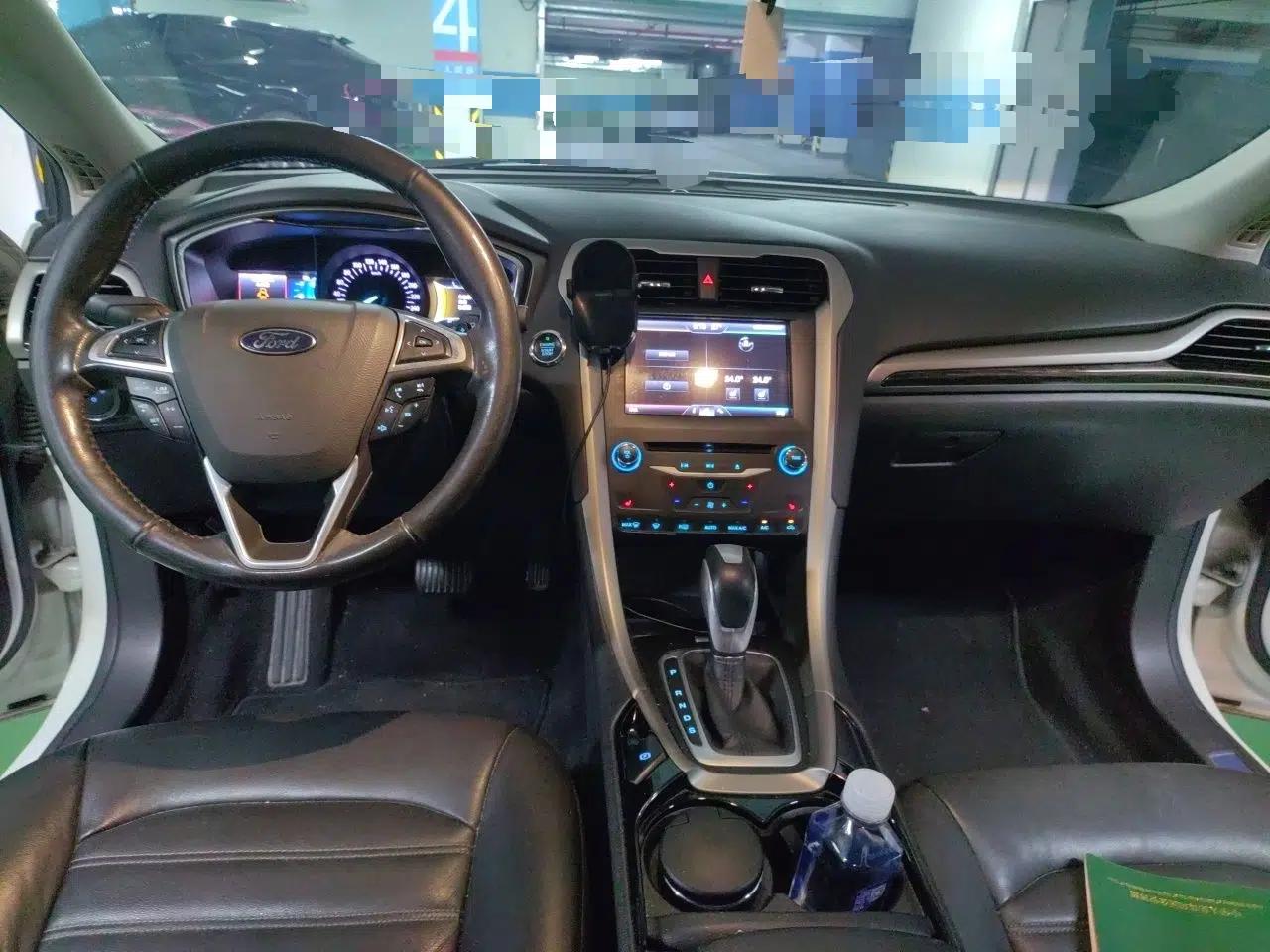 Ford Mondeo 2013 2.0L GTDi 200 Luxury Model — миниатюра 9