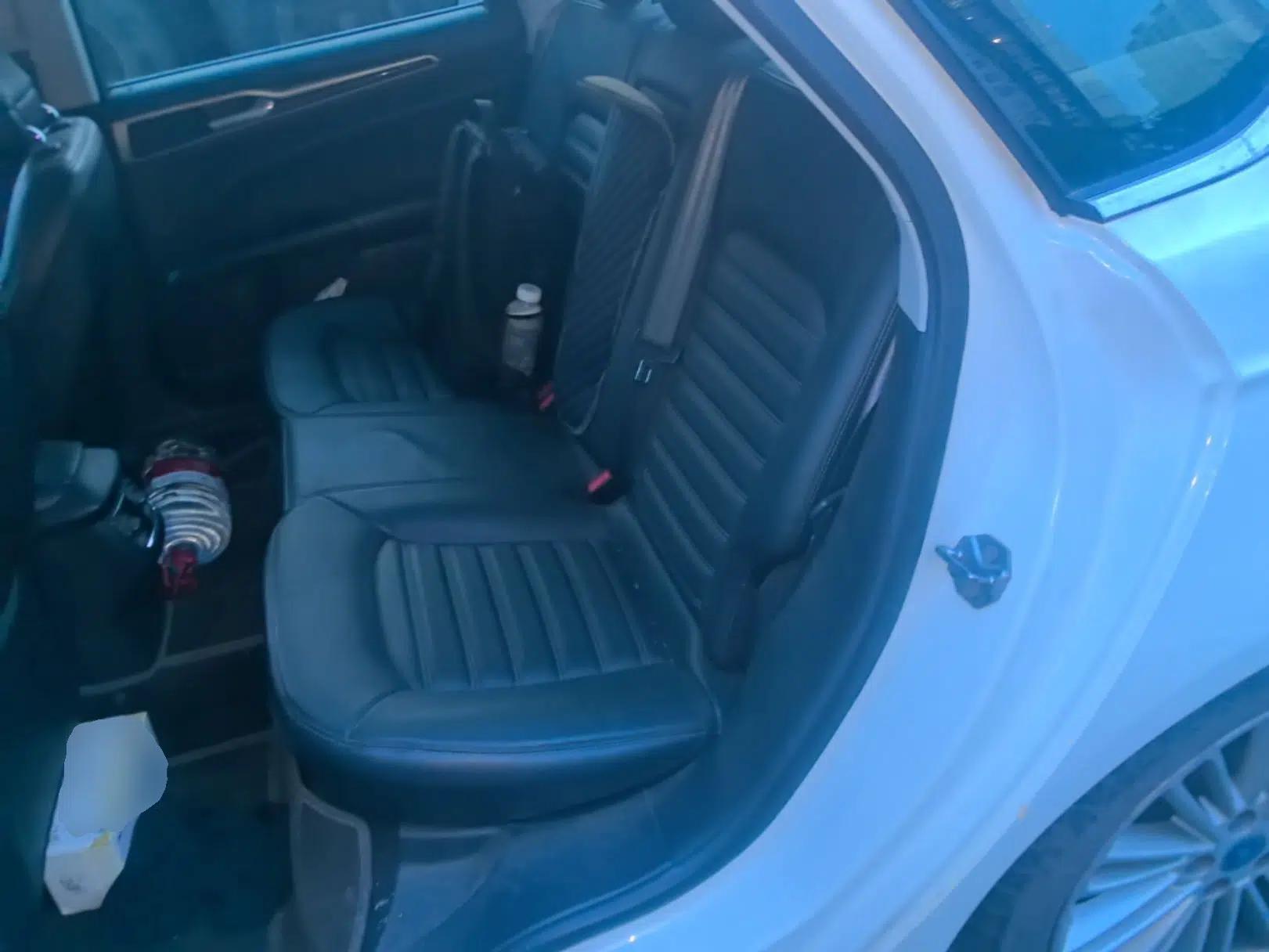 Ford Mondeo 2013 2.0L GTDi 200 Luxury Model — миниатюра 17