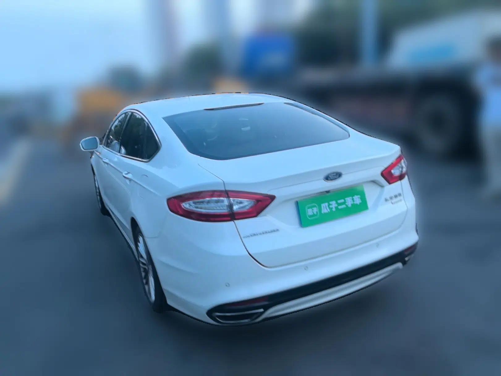 Ford Mondeo 2013 2.0L GTDi 200 Luxury Model — миниатюра 4