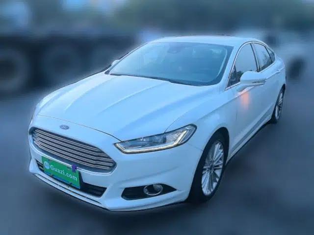 Ford Mondeo 2013 2.0L GTDi 200 Luxury Model