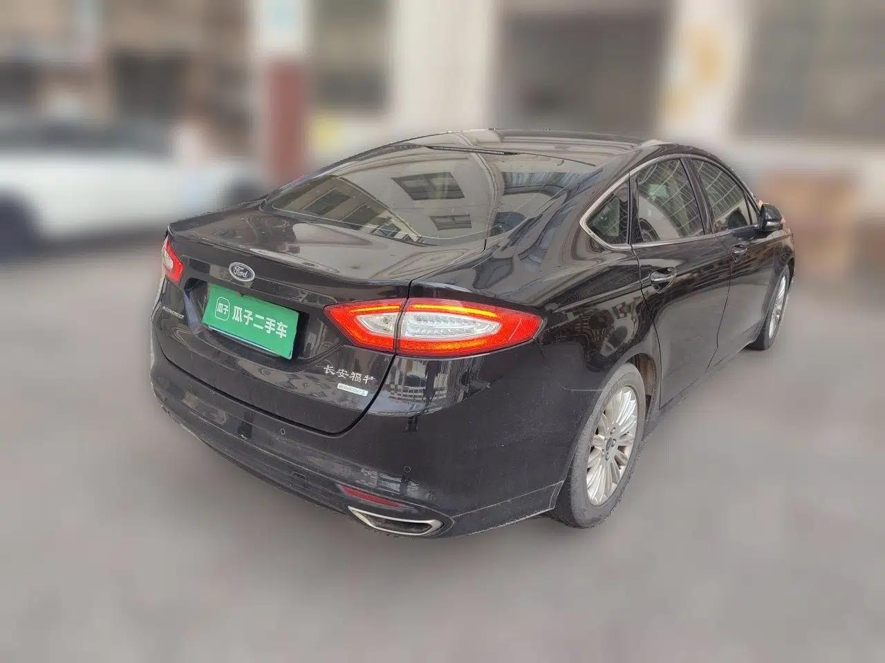 Ford Mondeo 2013 2.0L GTDi 200 Luxury Model — миниатюра 6