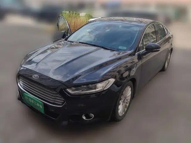Ford Mondeo 2013 2.0L GTDi 200 Luxury Model