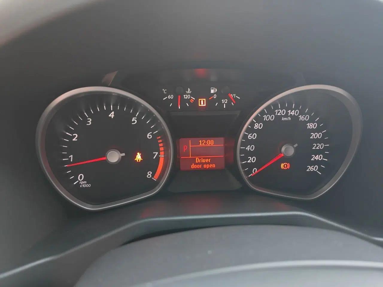 Ford Mondeo 2013 2.3L Fashion Edition — миниатюра 11