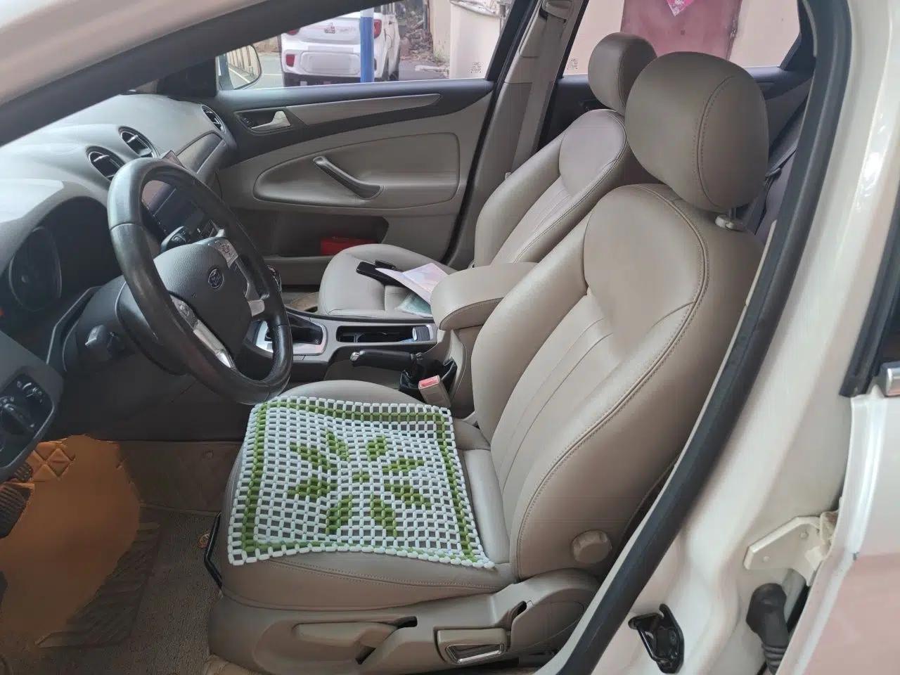 Ford Mondeo 2013 2.3L Fashion Edition — миниатюра 15
