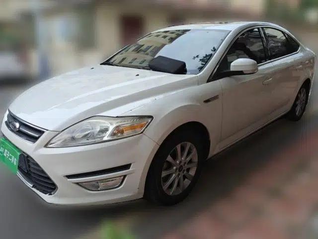 Ford Mondeo 2013 2.3L Fashion Edition