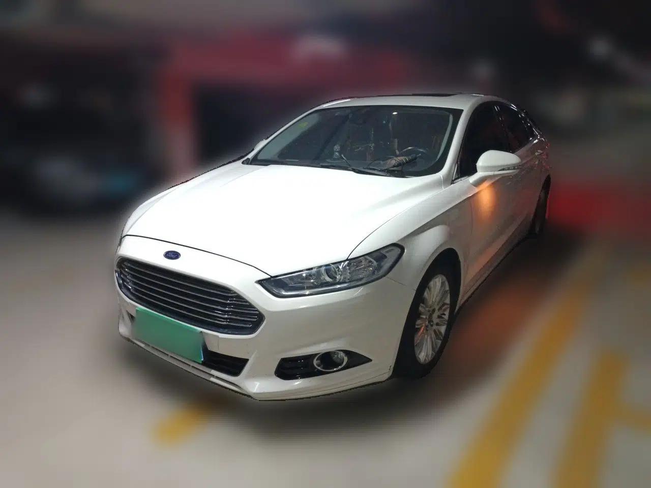 Ford Mondeo 2013 2.0L GTDi 200 Fashion Edition — миниатюра 1