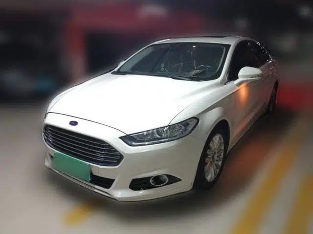 Ford Mondeo 2013 2.0L GTDi 200 Fashion Edition