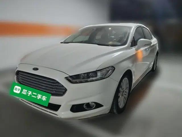 Ford Mondeo 2013 2.0L GTDi 200 Luxury Model
