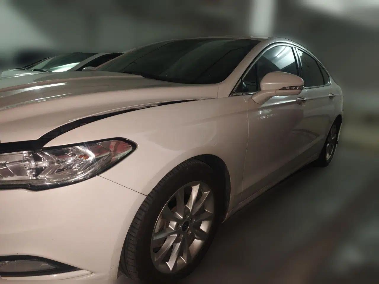 Ford Mondeo 2017 EcoBoost 180 Stylish Model — миниатюра 1