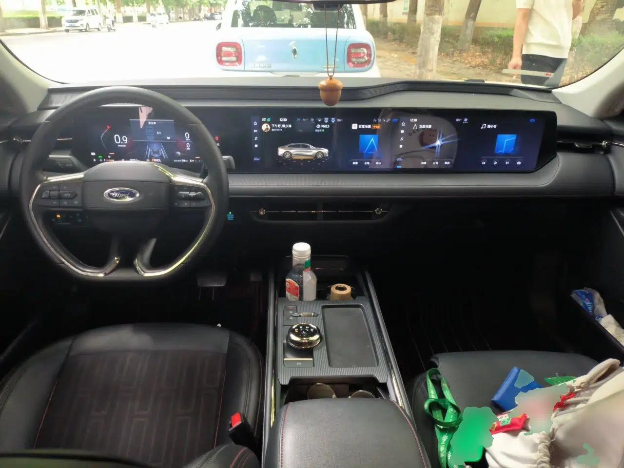 Ford Mondeo 2022 Restyled EcoBoost 245 Luxury Version — миниатюра 9