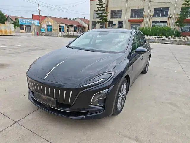 Hongqi E-QM5 2022 Facelift, 431km Charging Range Enjoy Edition, 5 Seats
