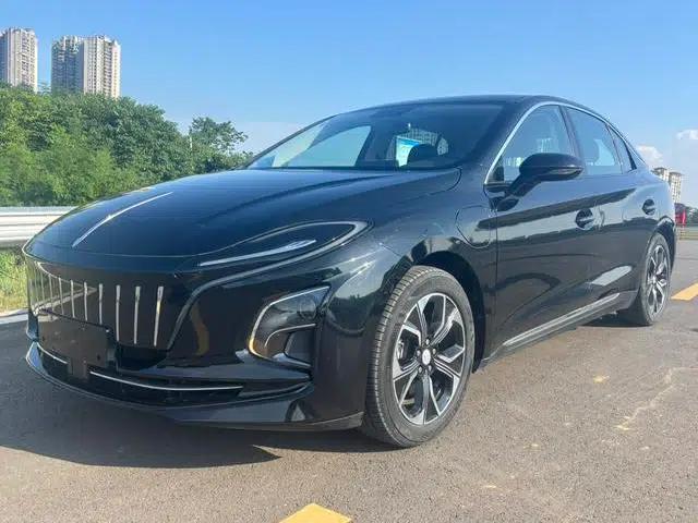 Hongqi E-QM5 2022 Model, 431km Charging Range Enjoy Edition, 5 Seats