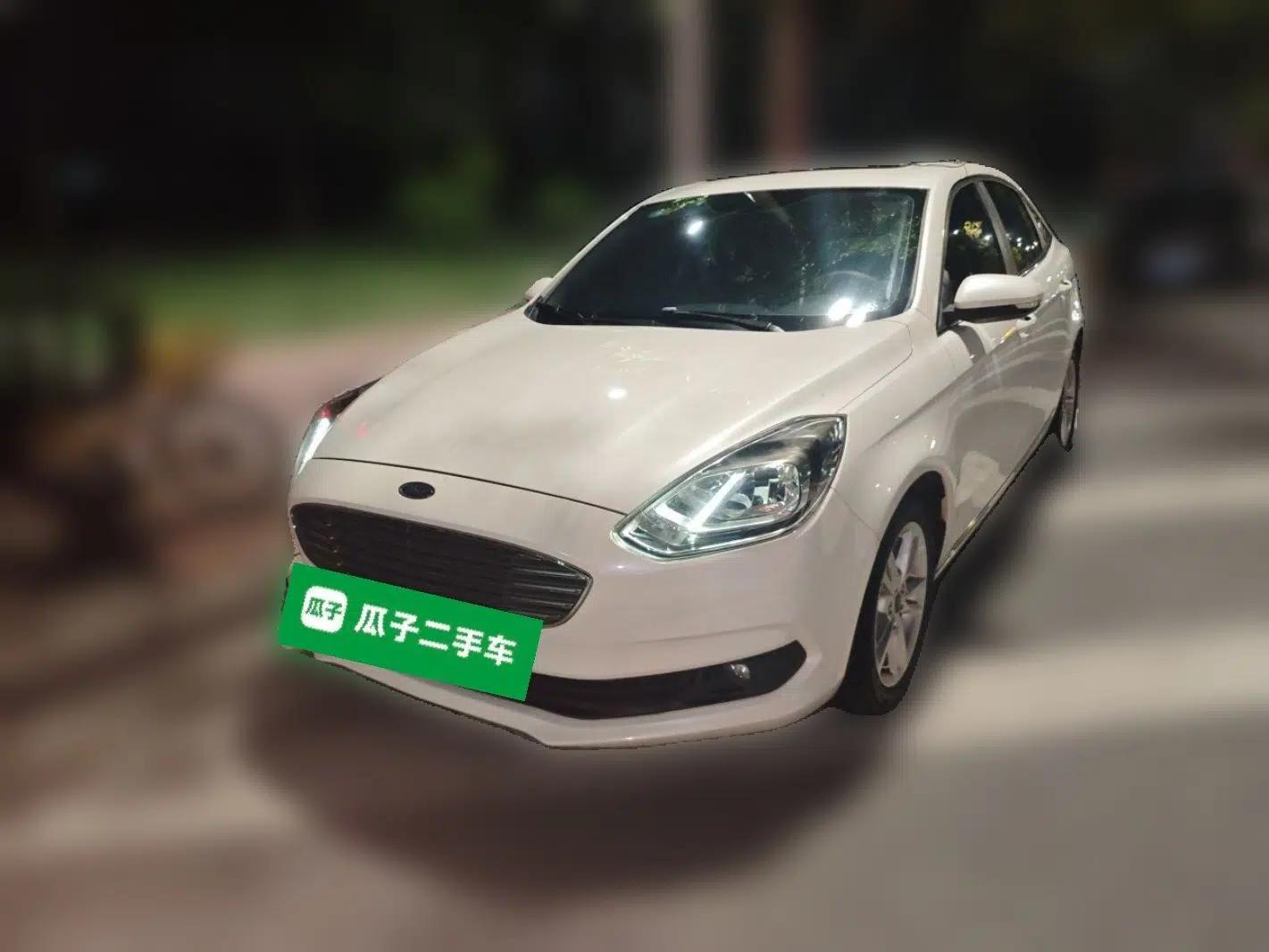 Ford Escort 2019 1.5L Automatic Enjoyment Model — миниатюра 1