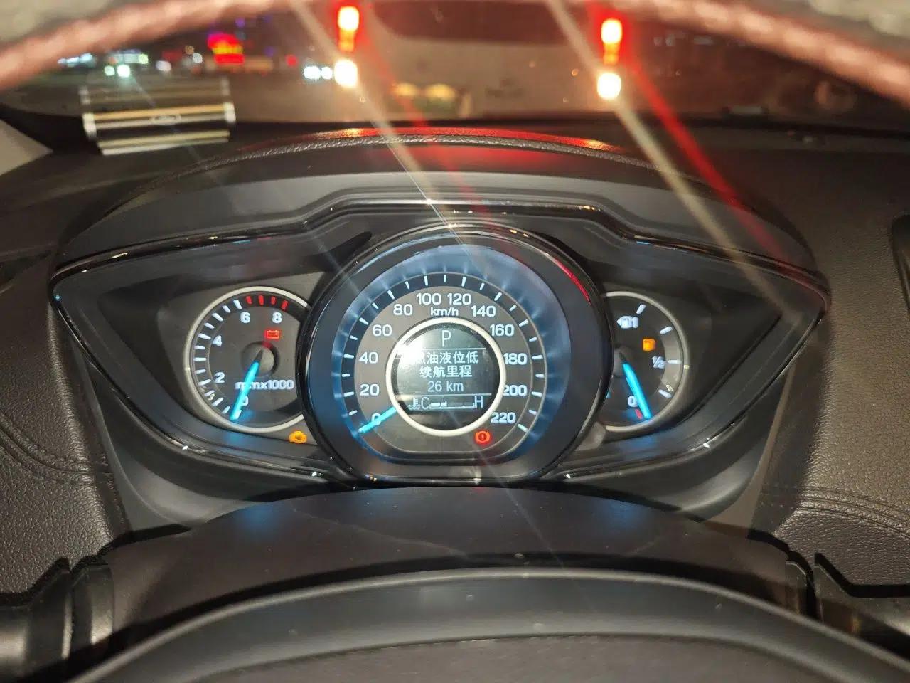 Ford Escort 2019 1.5L Automatic Enjoyment Model — миниатюра 11