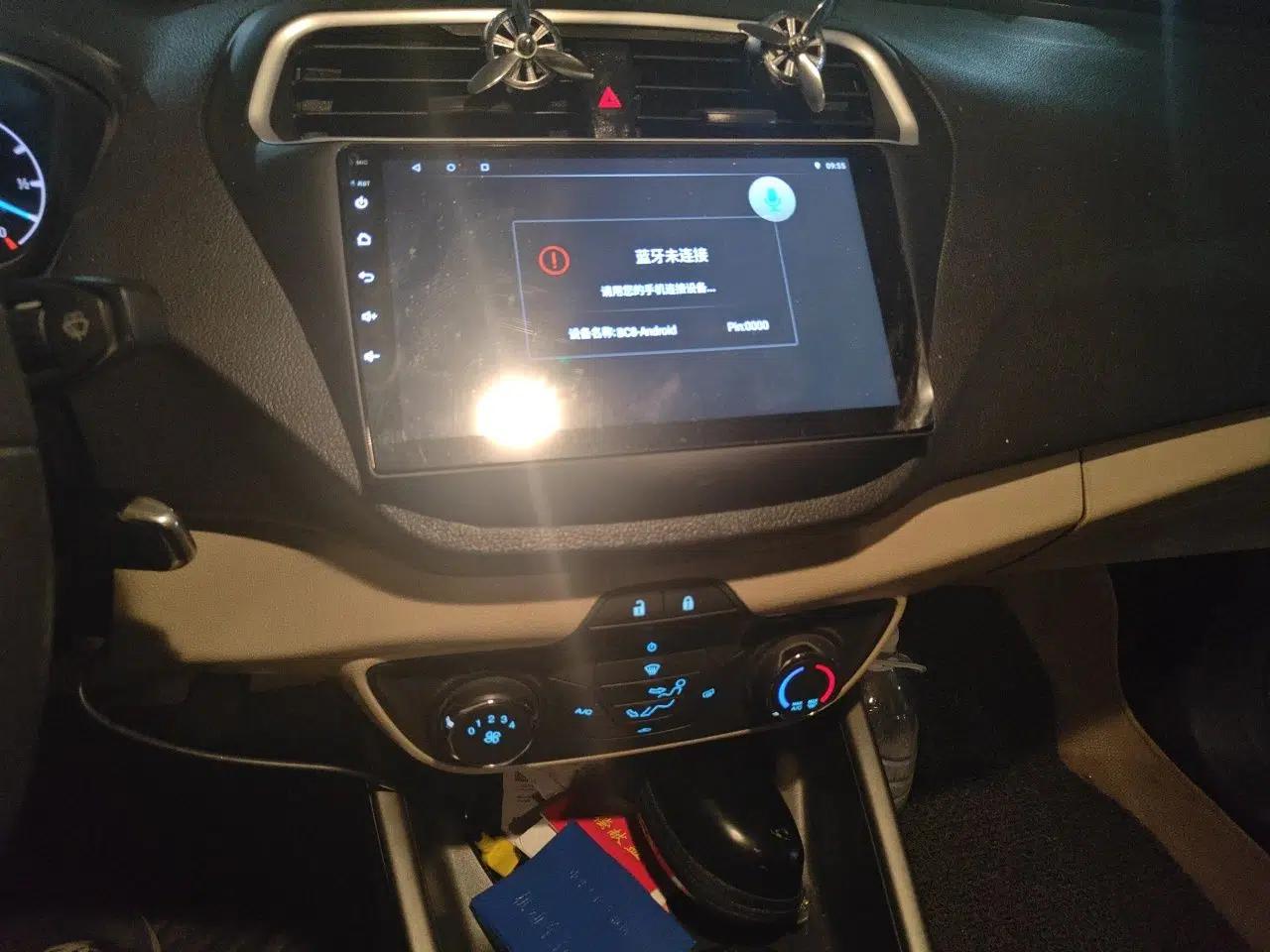 Ford Escort 2015 1.5L Manual Comfort Model — миниатюра 13