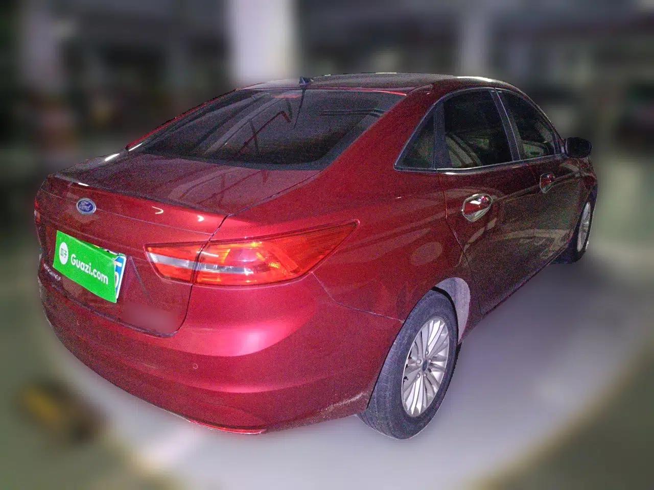 Ford Escort 2017 1.5L Automatic Comfort Model — миниатюра 6
