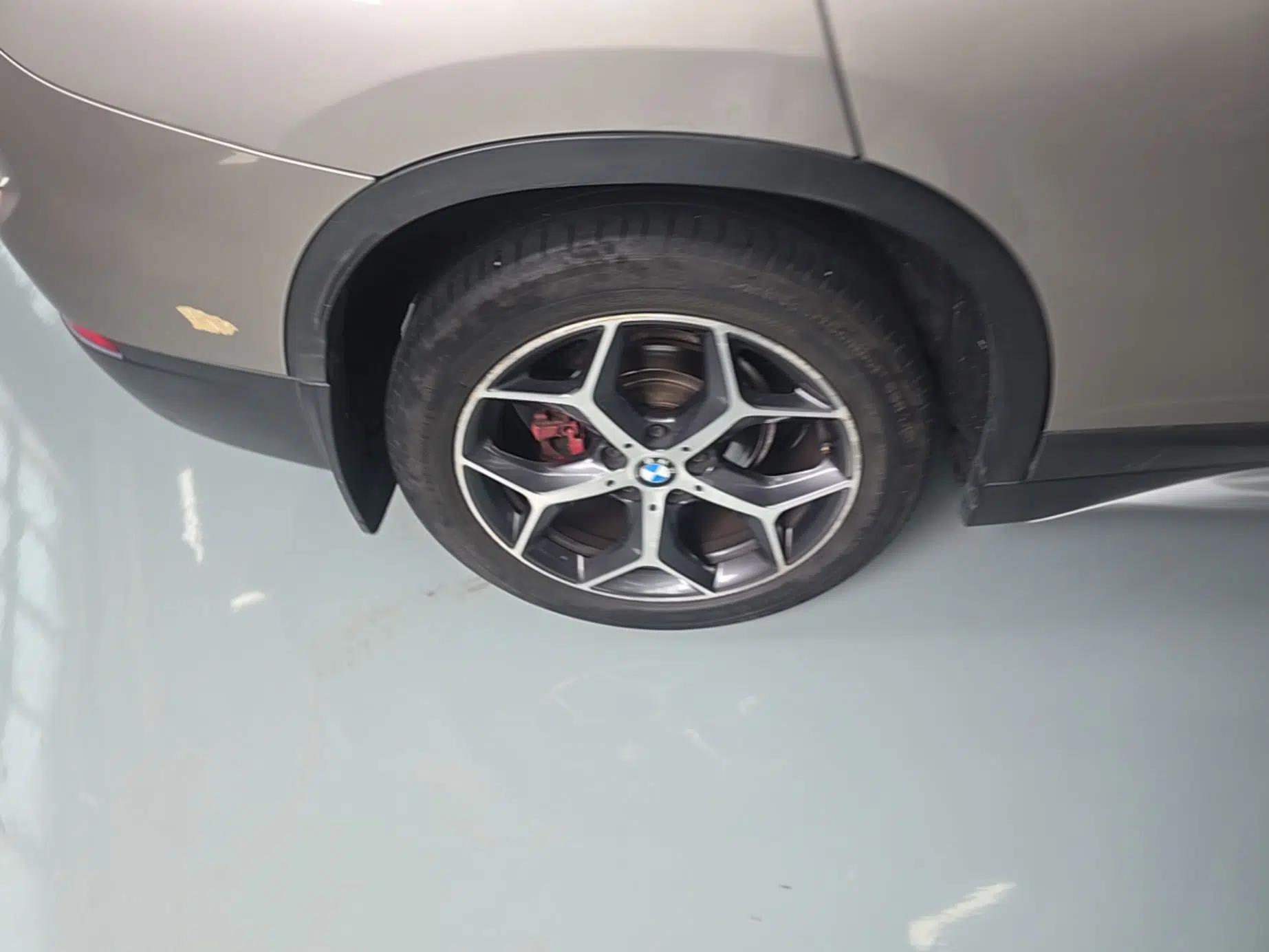 BMW X1 2019 xDrive20Li Luxury Model — миниатюра 11