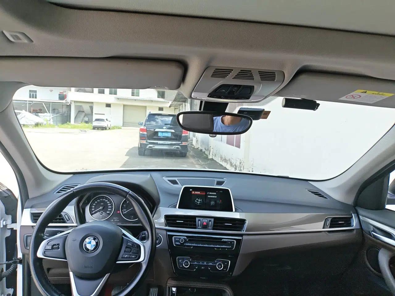 BMW X1 New Energy 2018 xDrive25Le Luxury Model — миниатюра 18