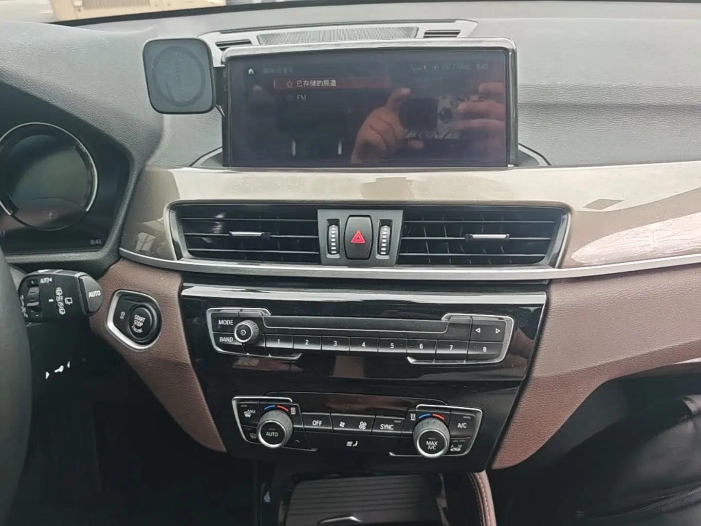 BMW X1 2019 xDrive20Li Luxury Model — миниатюра 22