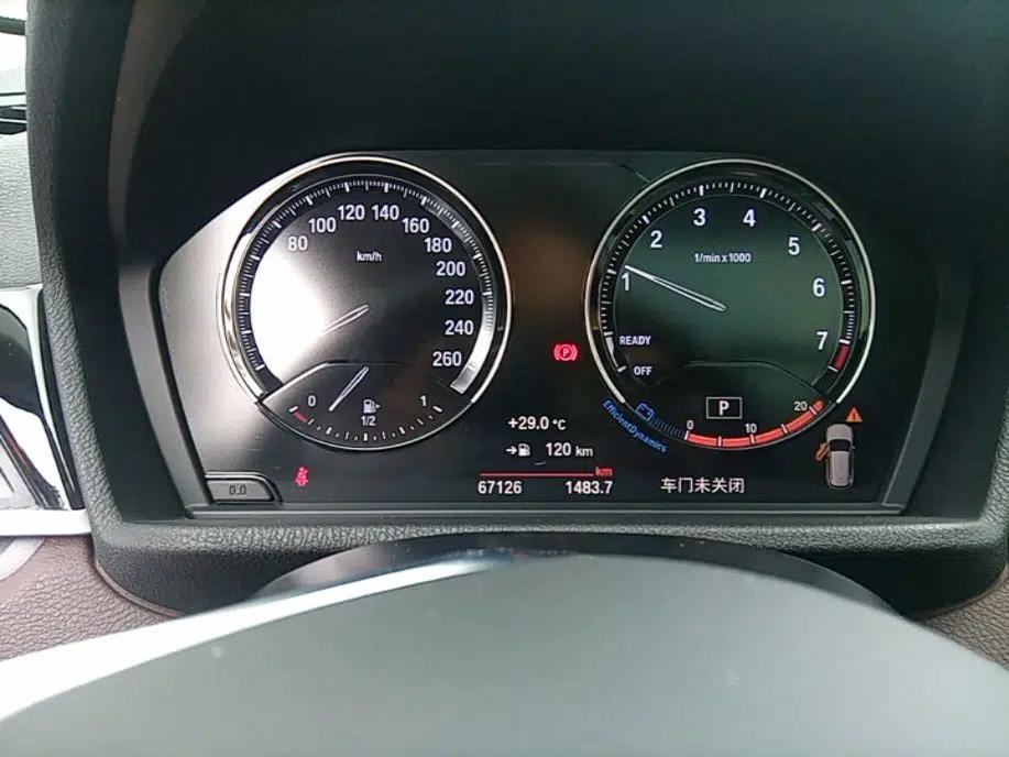 BMW X1 2021 sDrive20Li Fashion Model — миниатюра 14