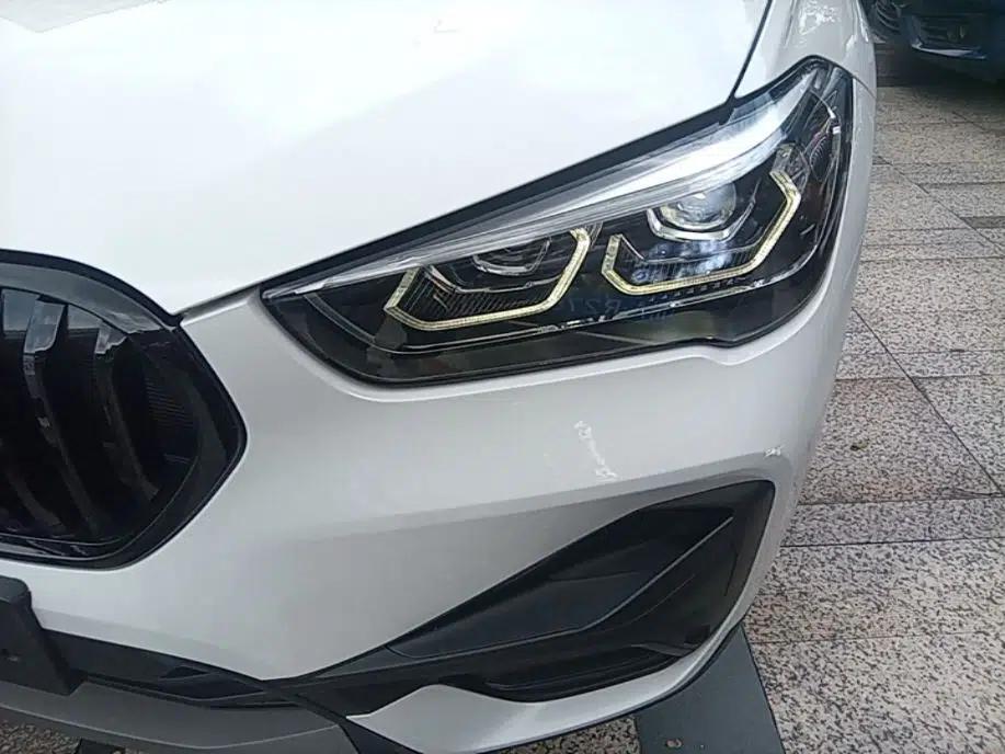 BMW X1 2021 sDrive20Li Fashion Model — миниатюра 8