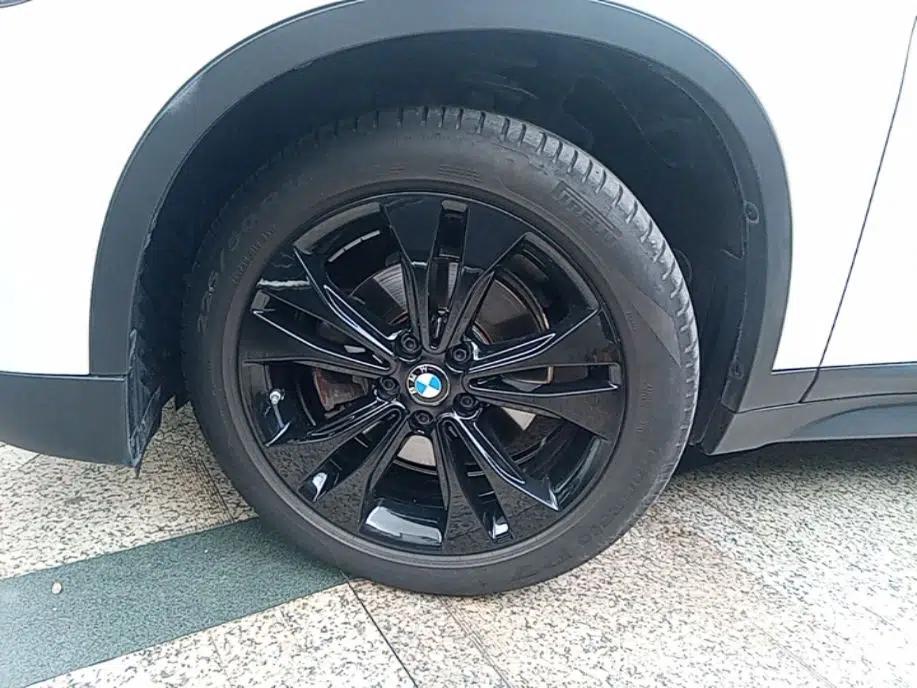 BMW X1 2021 sDrive20Li Fashion Model — миниатюра 10