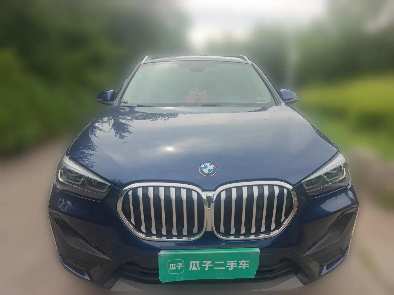 BMW X1 2020 sDrive25Li Leading Model — миниатюра 2