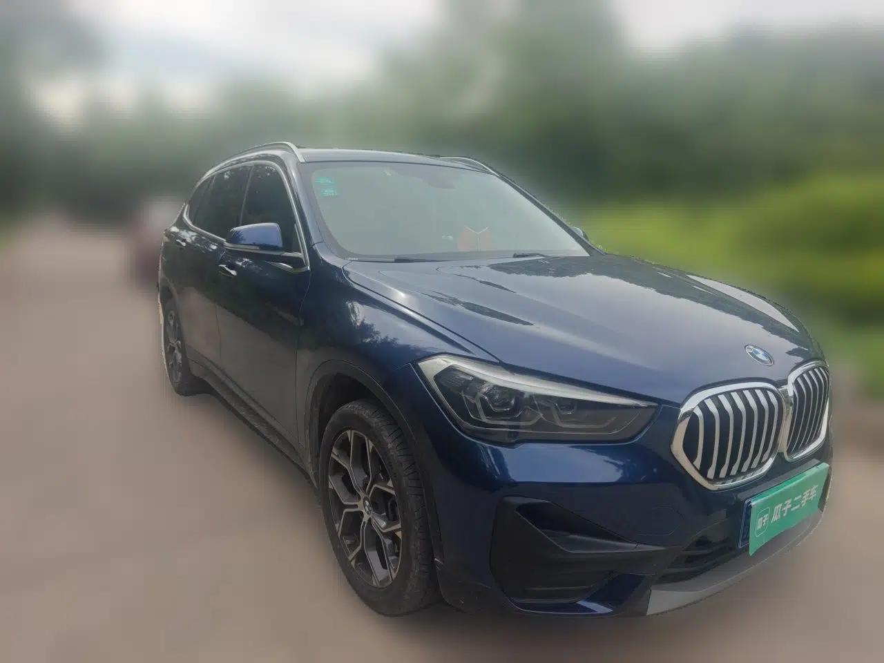 BMW X1 2020 sDrive25Li Leading Model — миниатюра 3