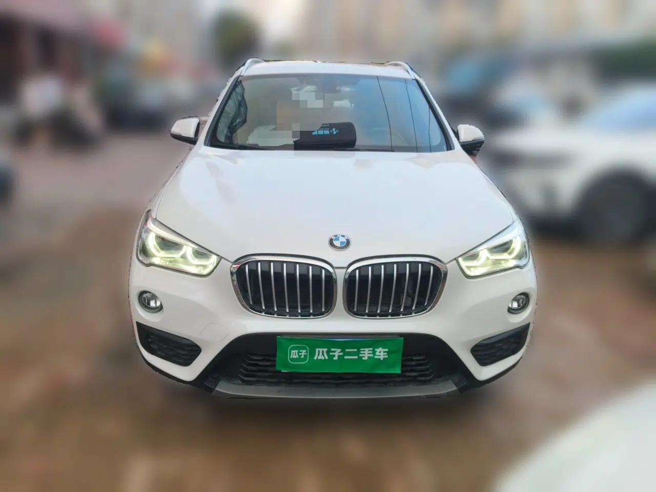 BMW X1 2018 sDrive20Li Leading Model — миниатюра 2