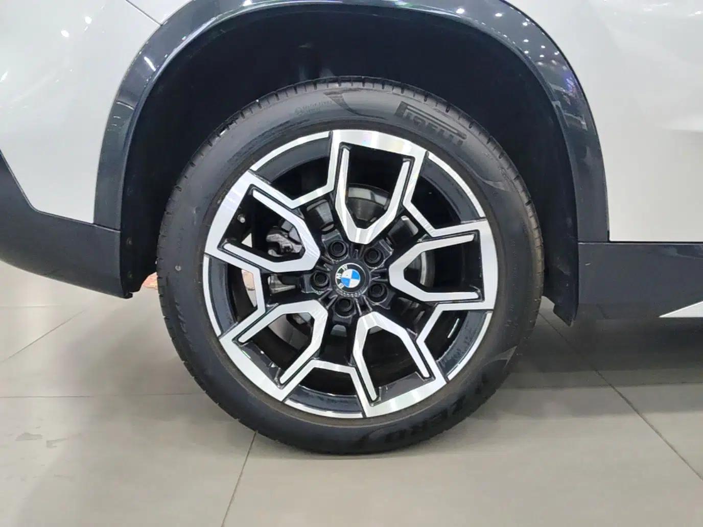 BMW X1 2024 sDrive25Li X Design Package — миниатюра 11