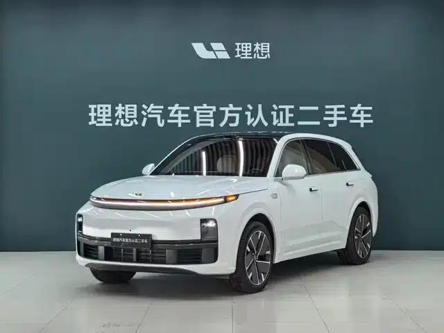 Li Auto L7 2025 Max Intelligent Renewal Edition