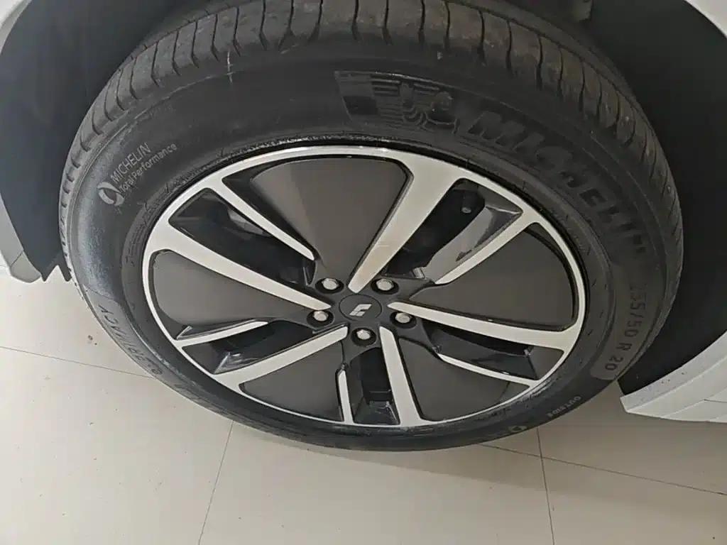 Li Auto L7 2024 Pro — миниатюра 23