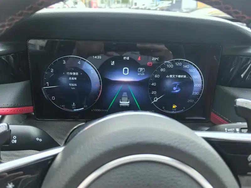 Hongqi H6 2025 2.0T Premium Edition — миниатюра 7