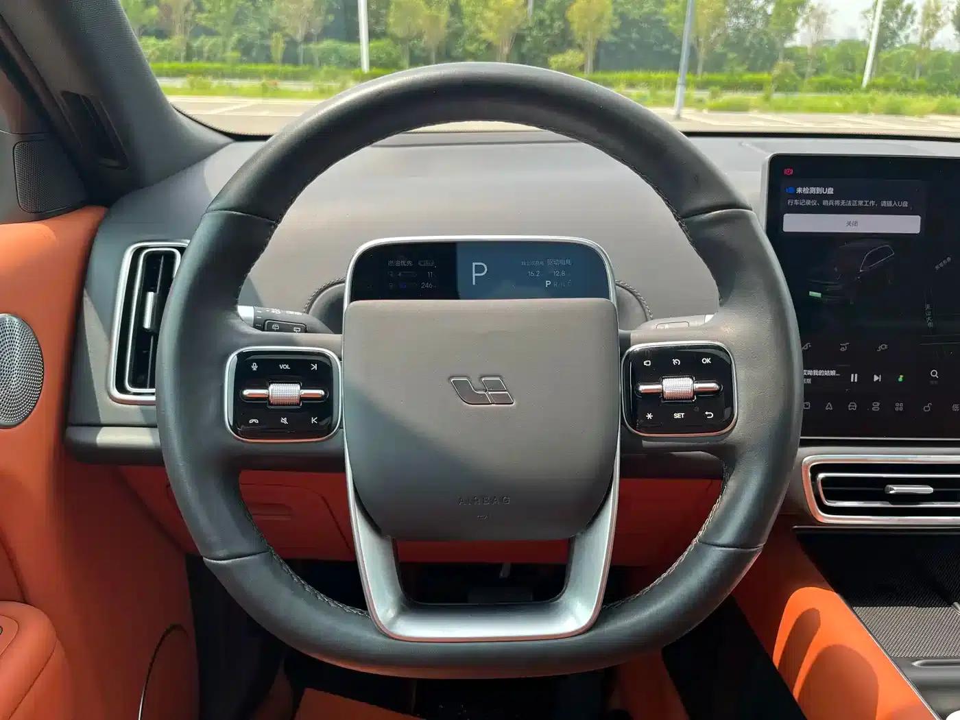 Li Auto L8 2023 Air — миниатюра 9