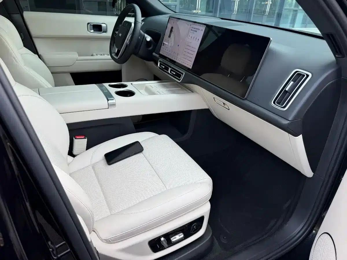 Li Auto L8 2024 Max — миниатюра 11